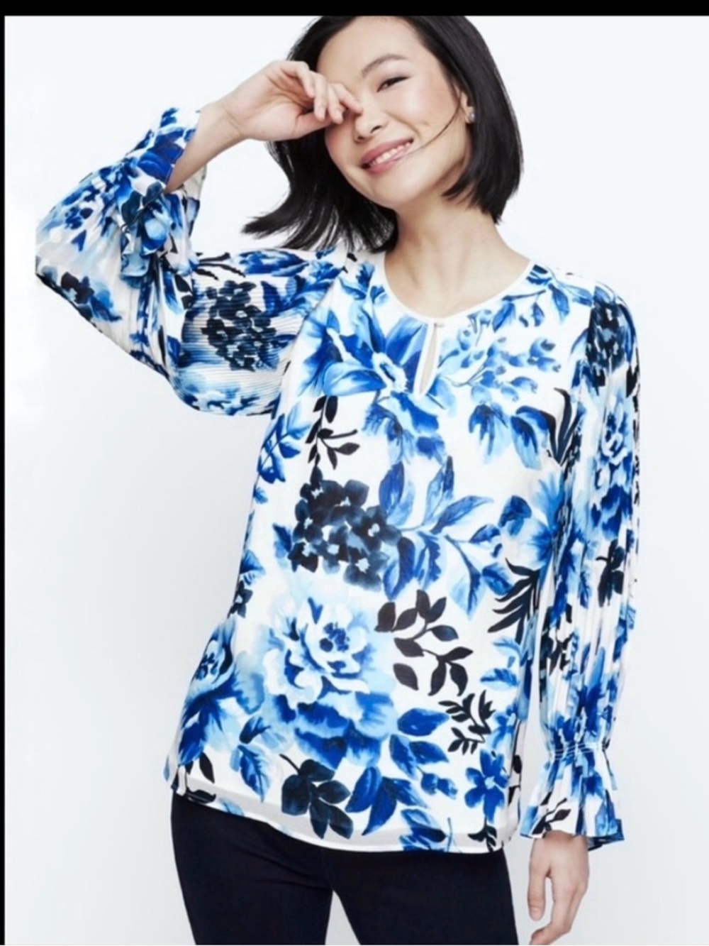 NWOT TALBOTS FLORAL PLEATED SLEEVE TOP BLOUSE SZ M